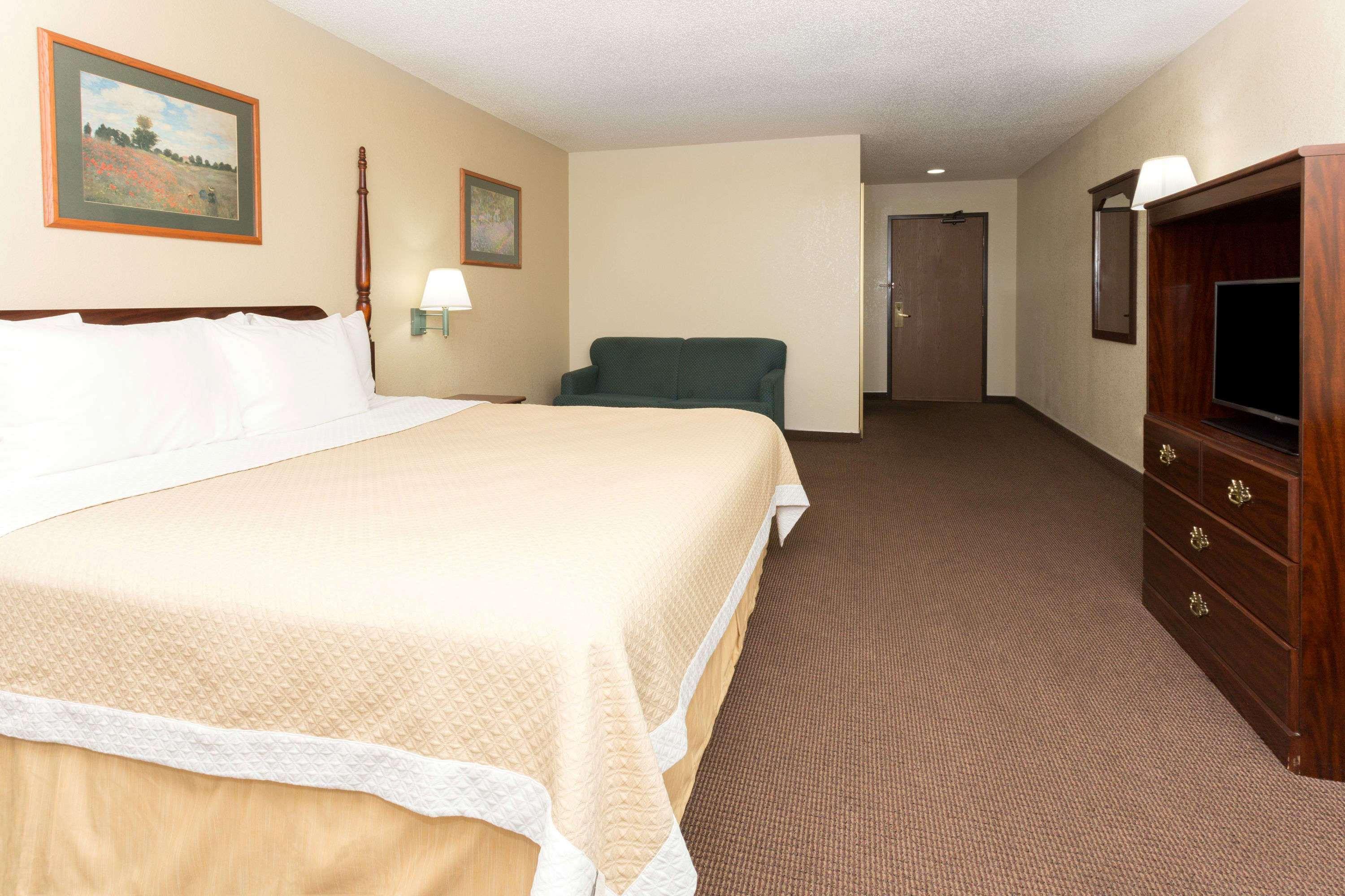 Days Inn By Wyndham Colorado Springs Airport Exterior foto
