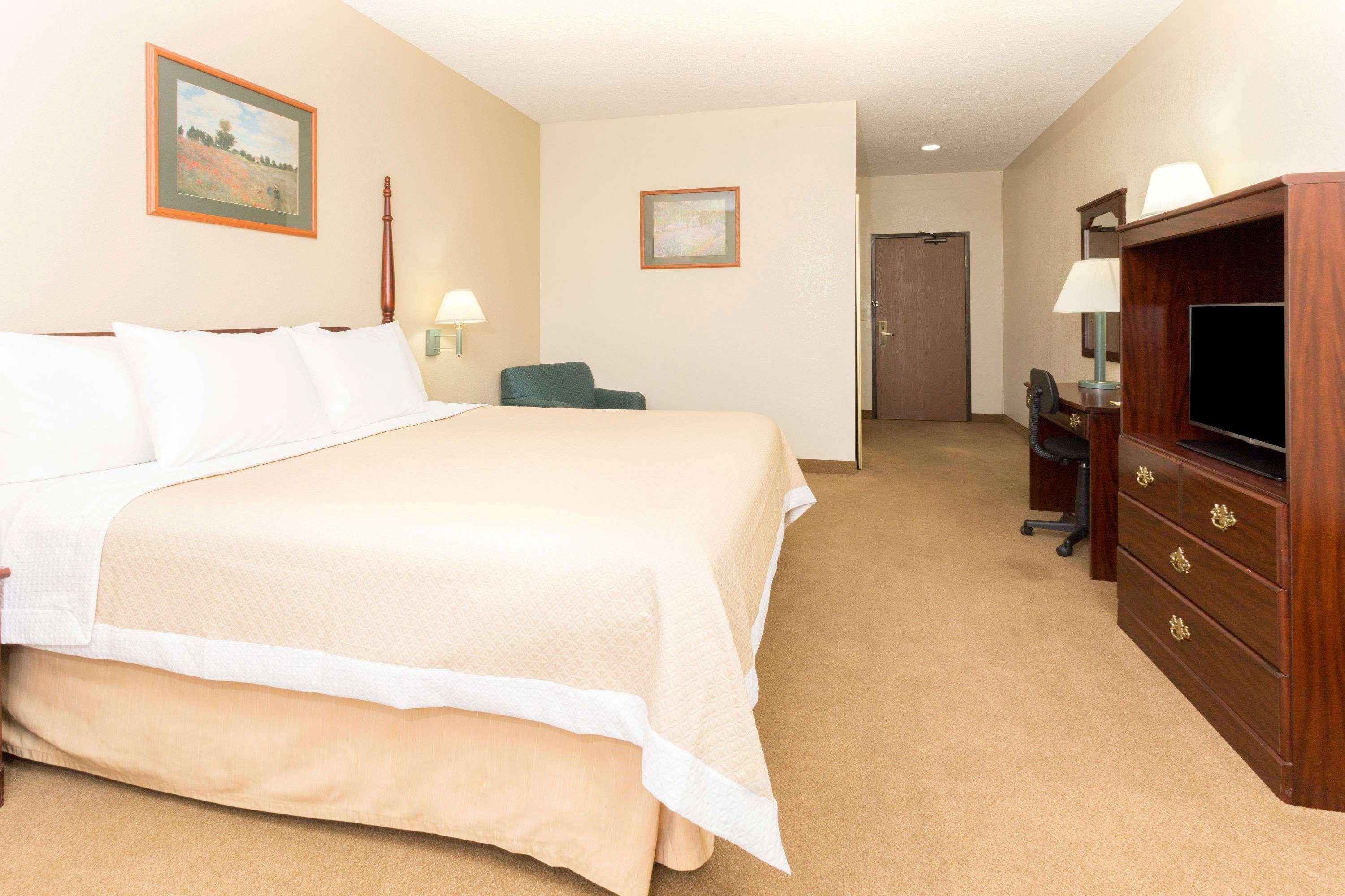 Days Inn By Wyndham Colorado Springs Airport Exterior foto